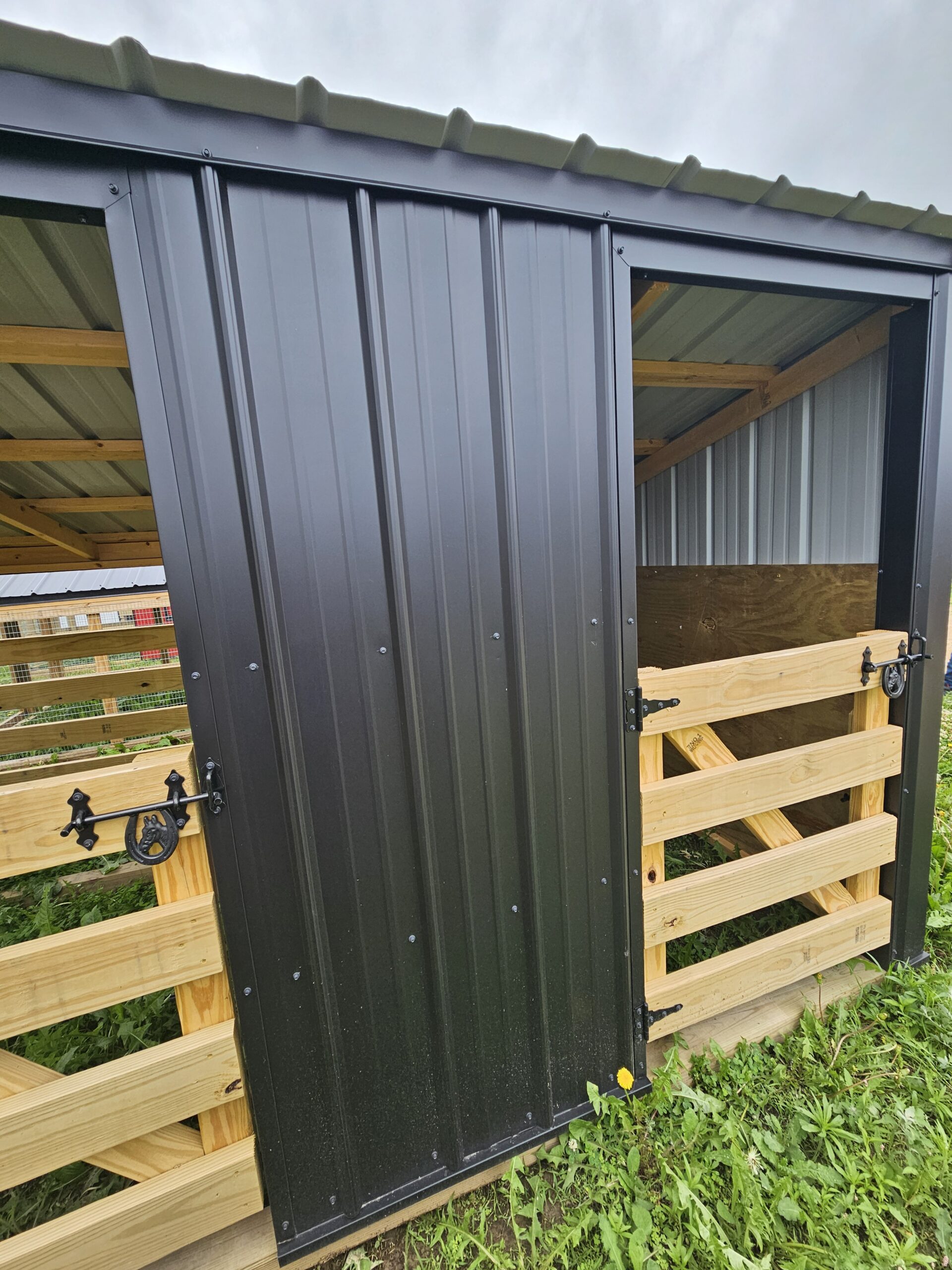 8x12 animal shed - Image 6