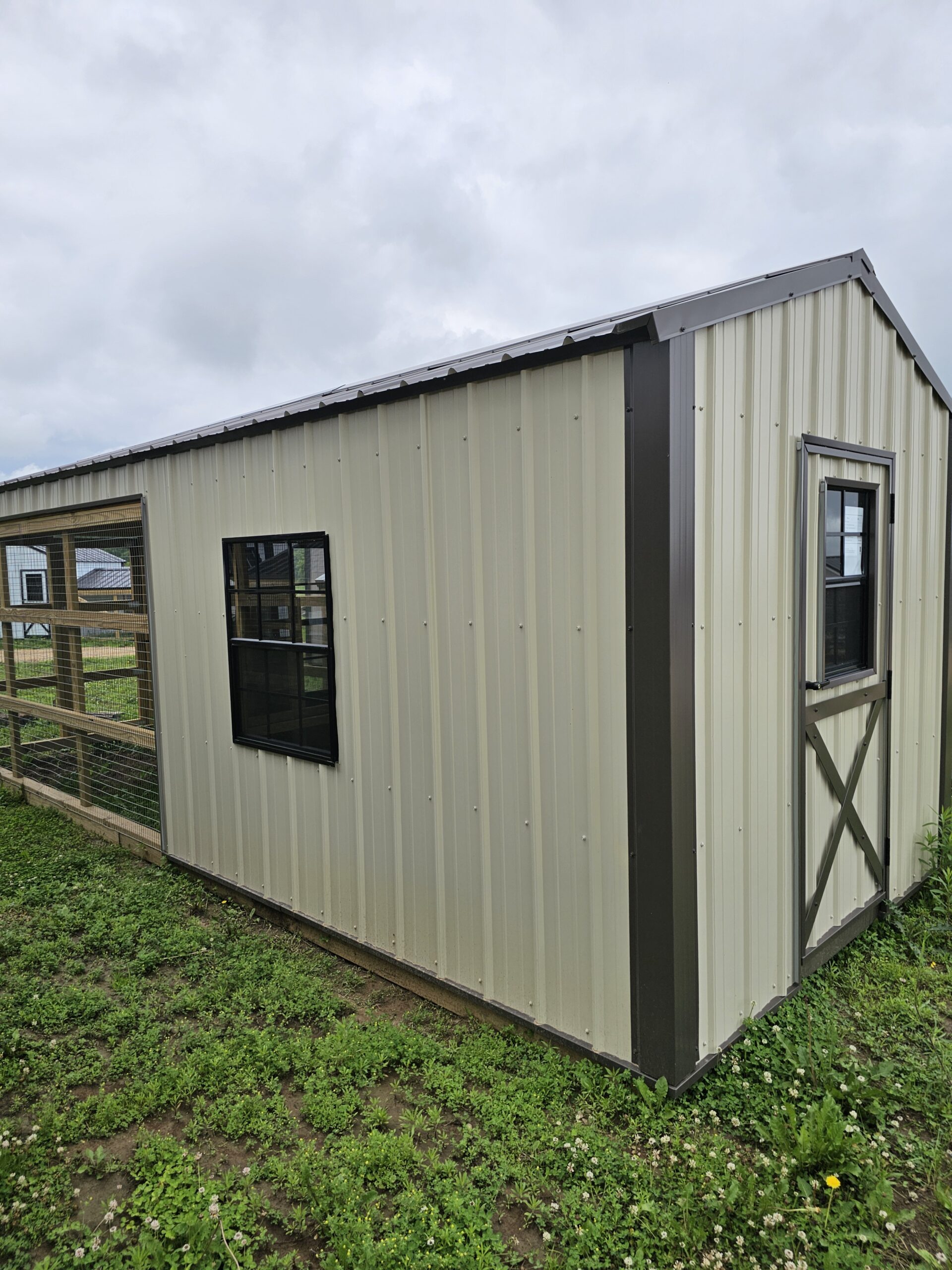 8x22x6 Countryside Coop