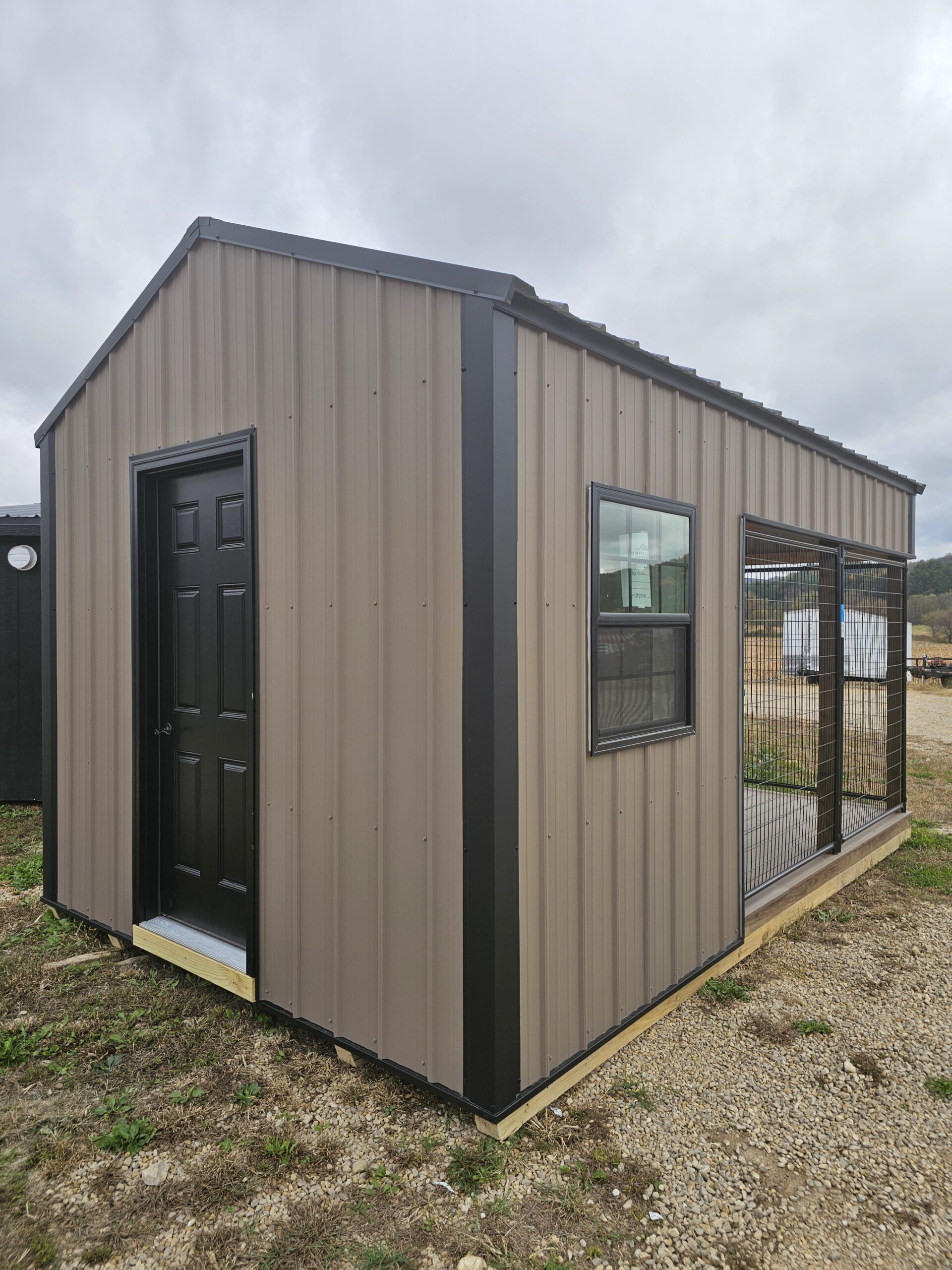 10x16x7 Dog Kennel (Tan) - Image 2